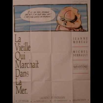 LA VIEILLE QUI MARCHAIT DANS LA MER