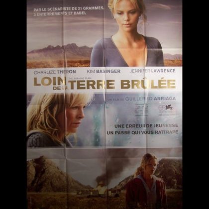 LOIN DE LA TERRE BRULEE
