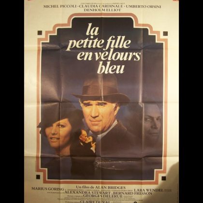 LA PETITE FILLE EN VELOURS BLEU