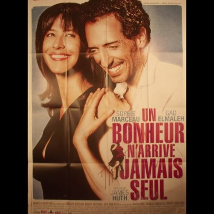 UN BONHEUR N'ARRIVE JAMAIS SEUL