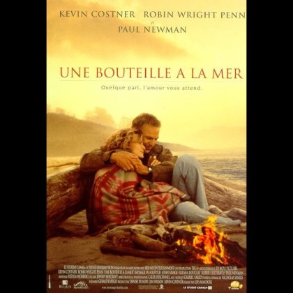UNE BOUTEILLE A LA MER