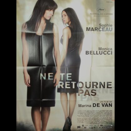 NE RETOURNE PAS