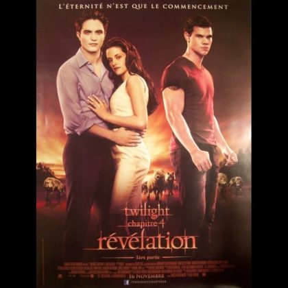 TWILIGHT 4 -BELLA, JACOB ET EDWARD - THE TWILIGHT SAGA: BREAKING DAWN